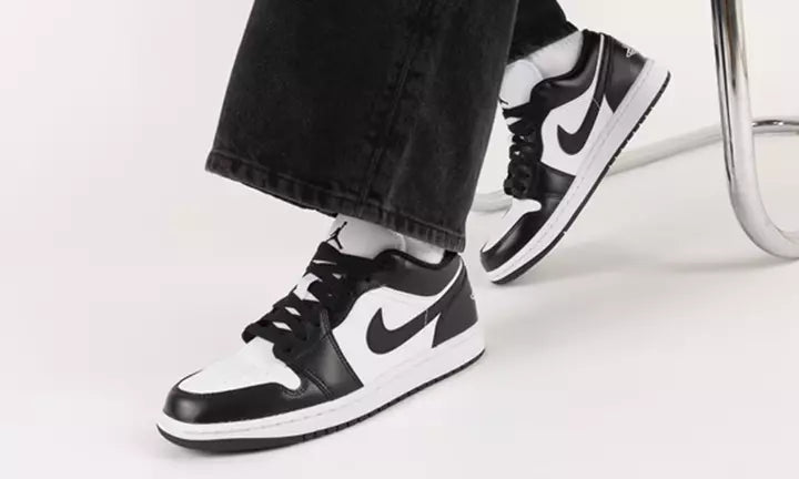 Air Jordan 1 Low 'Panda' Preto / Branco