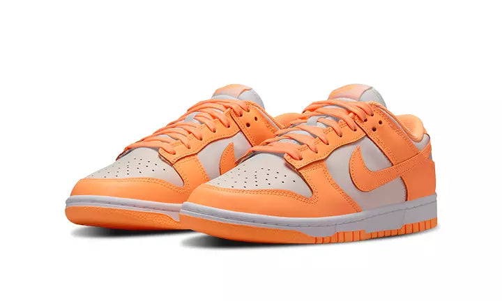 Dunk Low Peach