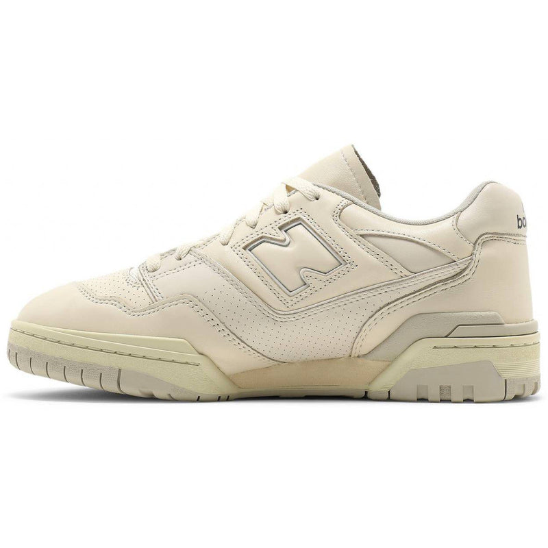 Tênis New Balance AURALEE x 550 Ecru