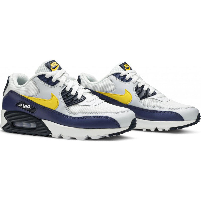 Tênis Nike Air Max 90 Essential  Michigan