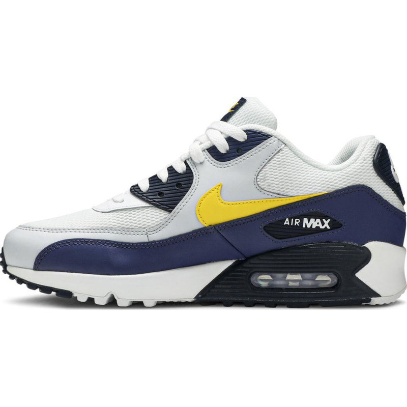 Tênis Nike Air Max 90 Essential  Michigan